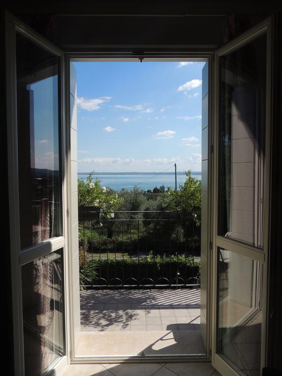Villa Rosa Moniga del Garda Pokoj fotografie